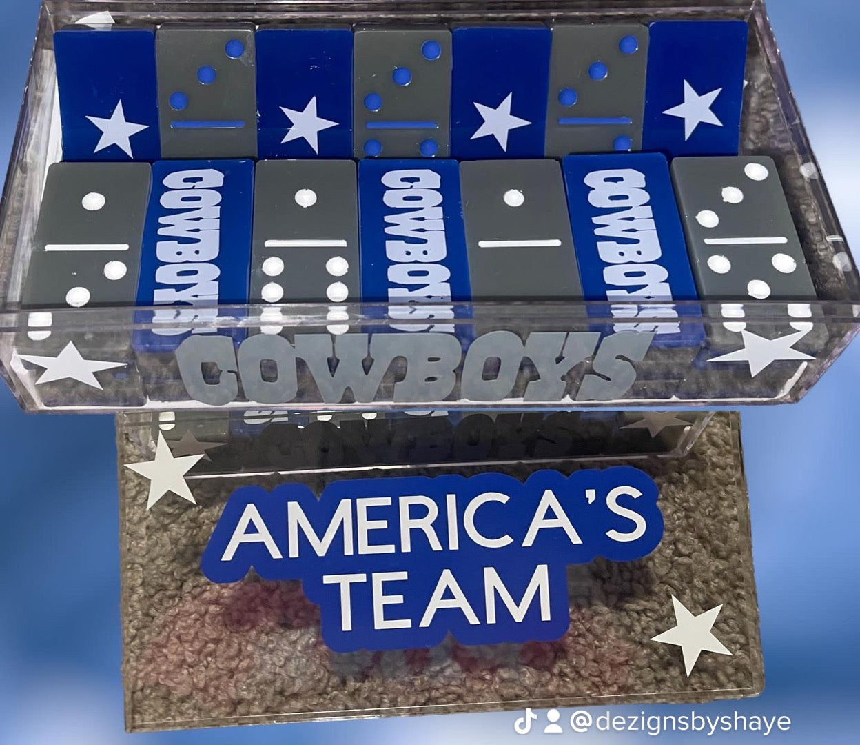 Dominoes
